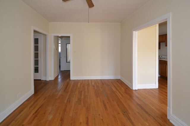 Building Photo - 633 W Cornelia Ave