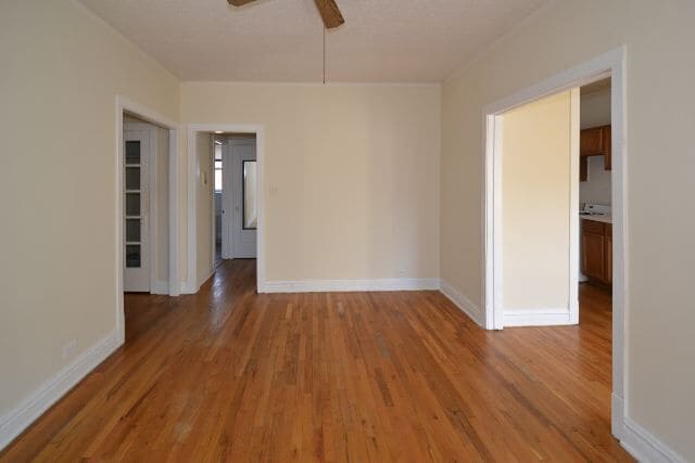Building Photo - 836 W Cornelia Ave