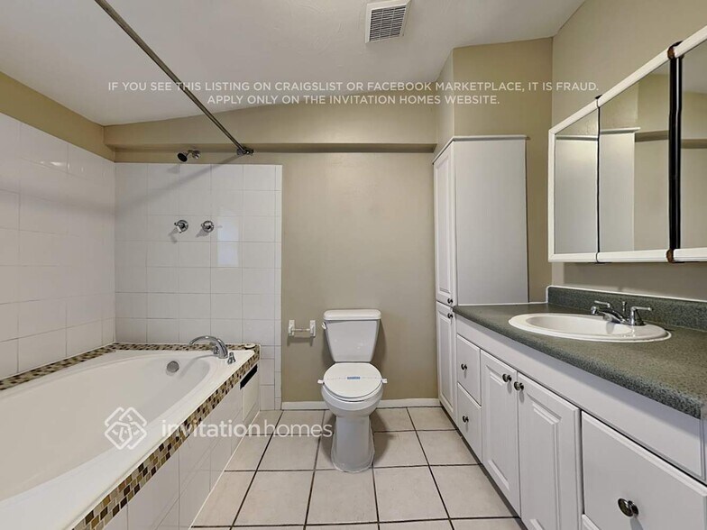 Building Photo - 3821 27th Pkwy