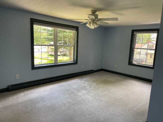 Building Photo - 6A Lillian Ave