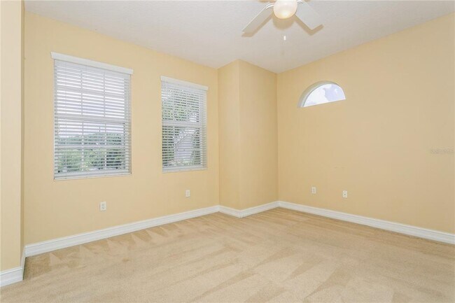 Building Photo - 10426 La Mirage Ct