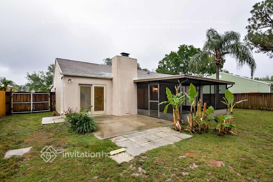 Building Photo - 5368 Black Pine Dr