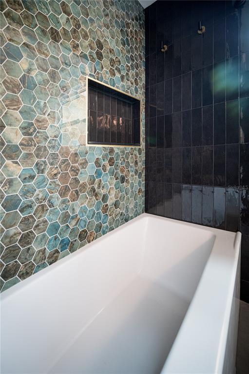 Building Photo - 1097 Eden Isle Blvd NE