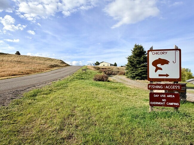 Building Photo - 51 Yellowstone Trail