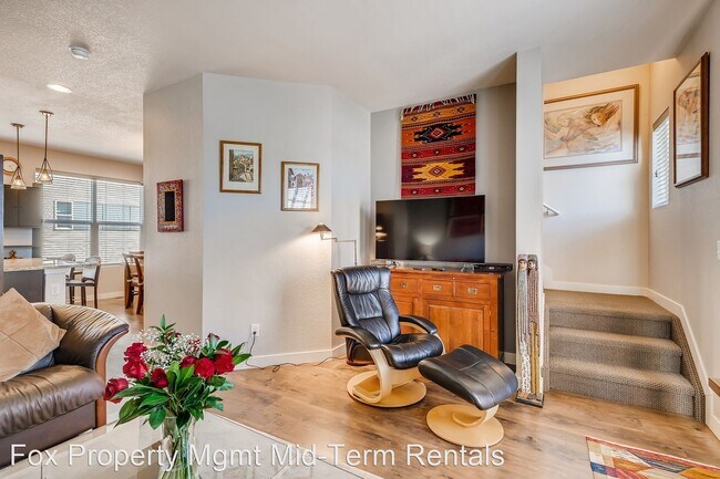 Building Photo - 2 br, 3 bath House - 11243 Colony Cir