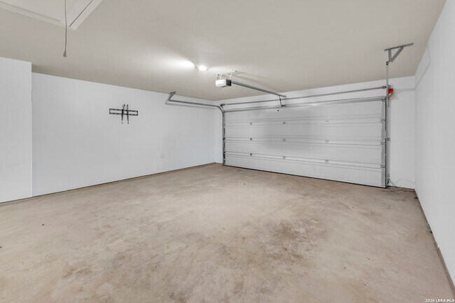 Building Photo - 9326 Nubuck Br