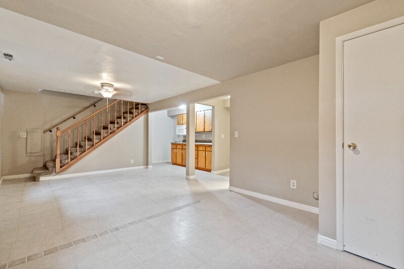 Building Photo - 765 Meaghan Pl