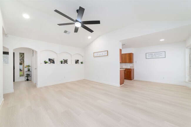 Building Photo - 11222 Sandstone St