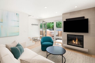 Building Photo - 800 S Mill St