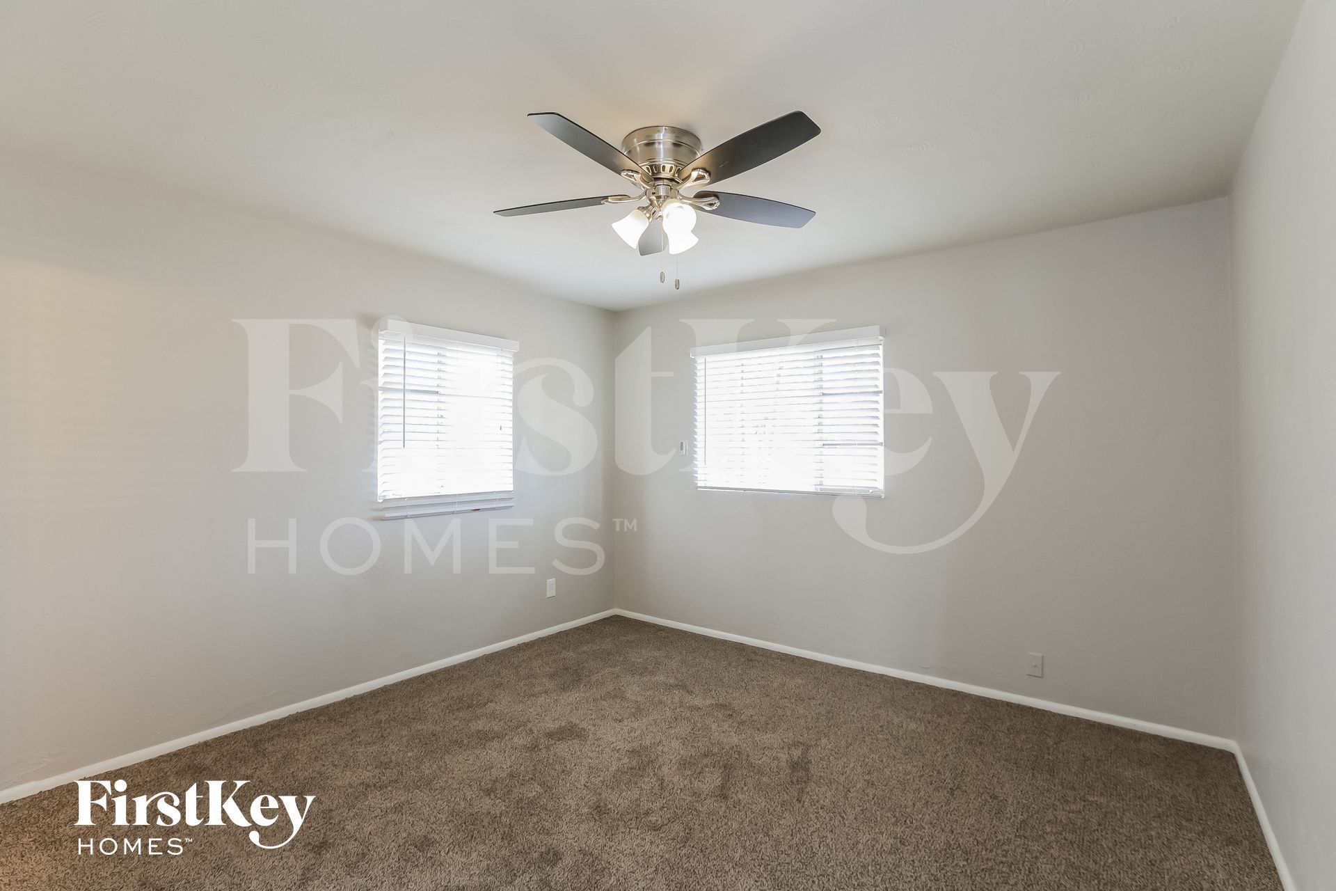 Building Photo - 2011 W Maryland Ave