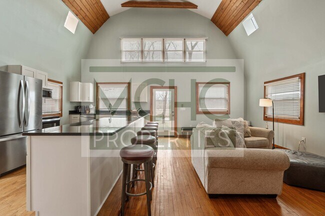 Building Photo - 14670 W 191st St