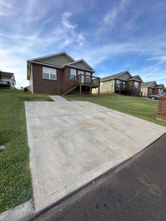 Primary Photo - Charming Home in a Great Neighborhood