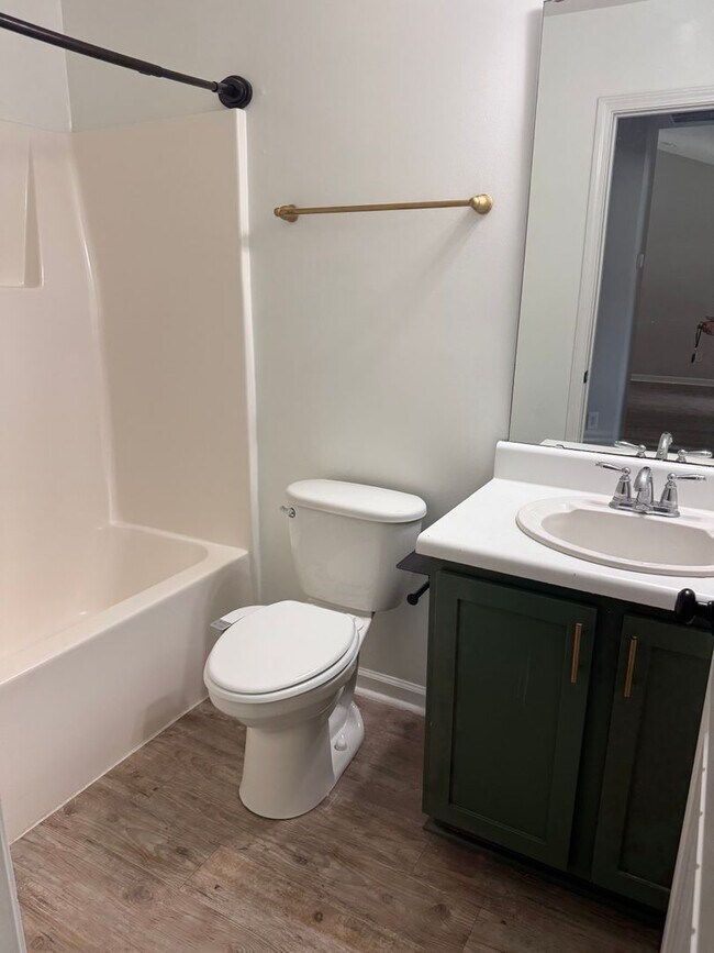 Building Photo - 303 Tuscan Ct