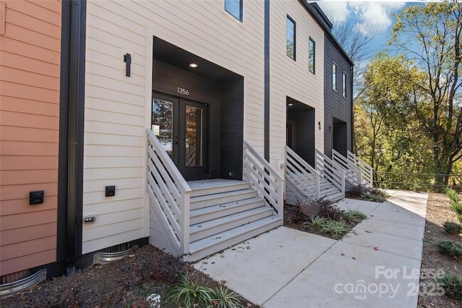 Building Photo - 1356 Briar Creek Rd