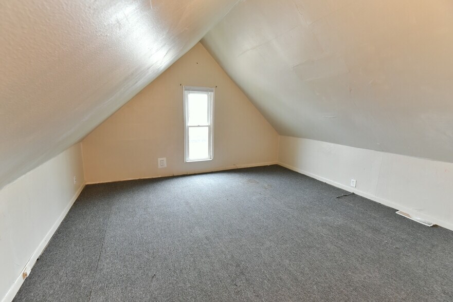 Building Photo - 3407 W Pierce St