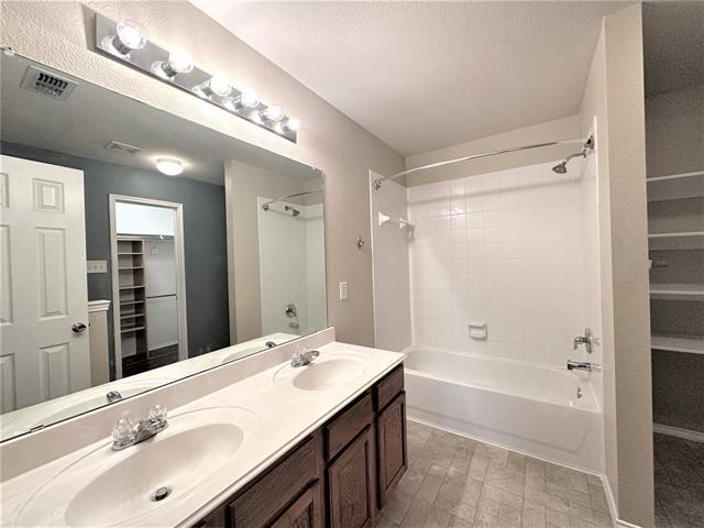 Building Photo - 9209 Centennial Dr