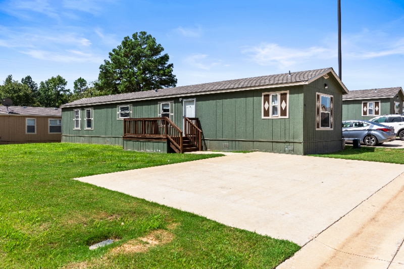 Building Photo - 2825 Primera Rd