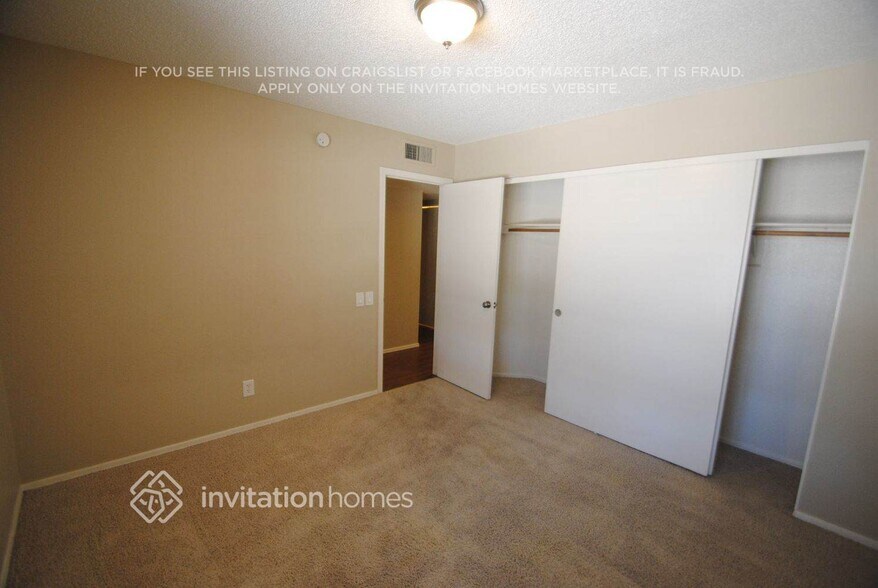 Building Photo - 8249 W Dreyfus Dr