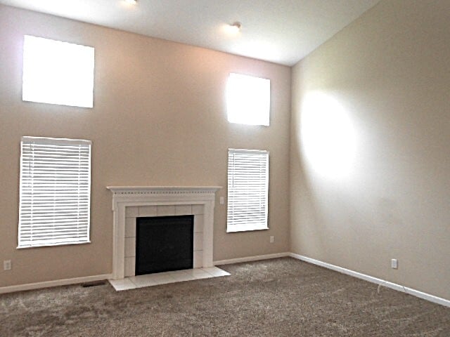 Building Photo - 6185 Champions Dr