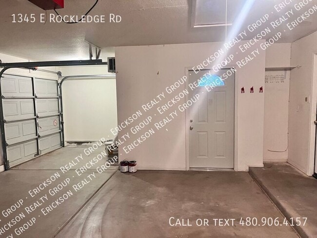 Building Photo - 1345 E Rockledge Rd