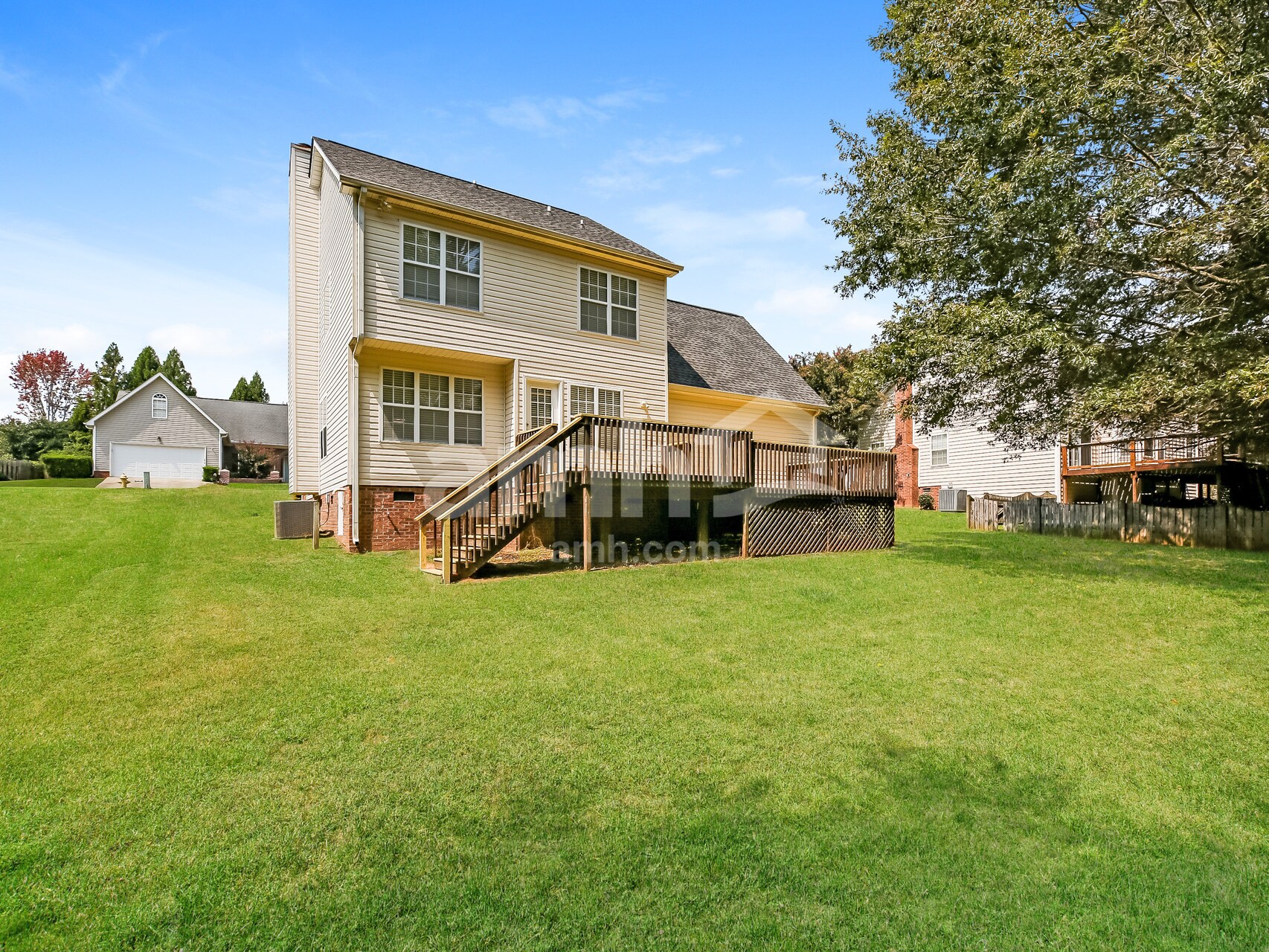 Building Photo - 10 Teakwood Cove
