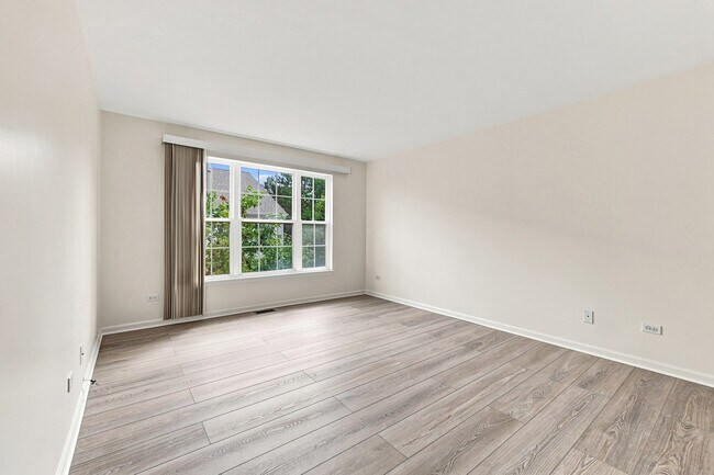 Building Photo - 700 Mill Cir