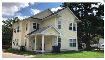 Building Photo - 514 Olive St