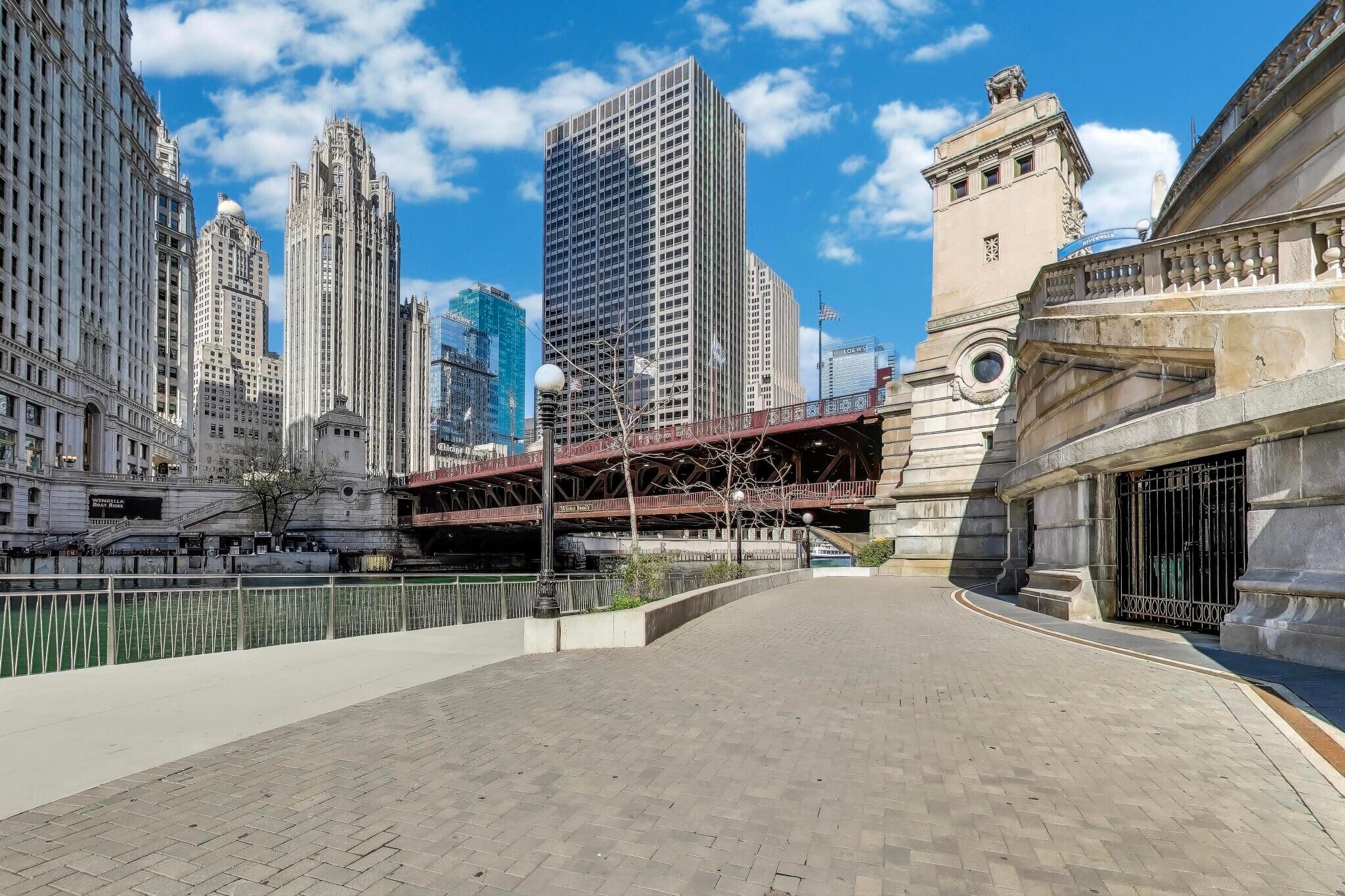 Building Photo - 401 N Wabash Ave