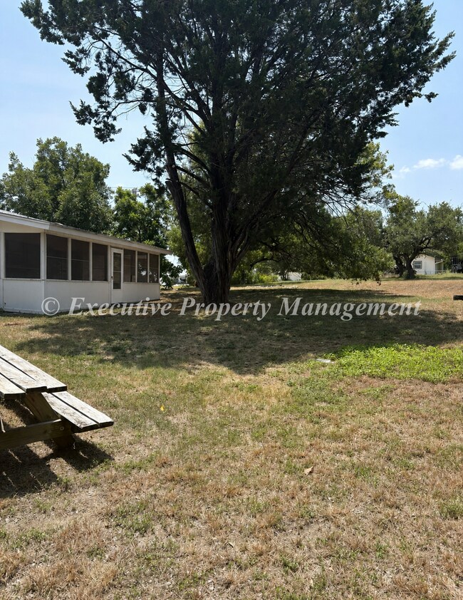 Building Photo - 7544 FM 2657