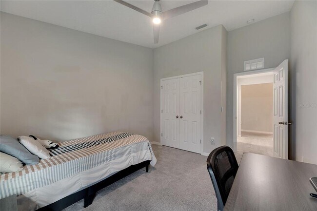 Building Photo - 12696 Tannencrest Dr