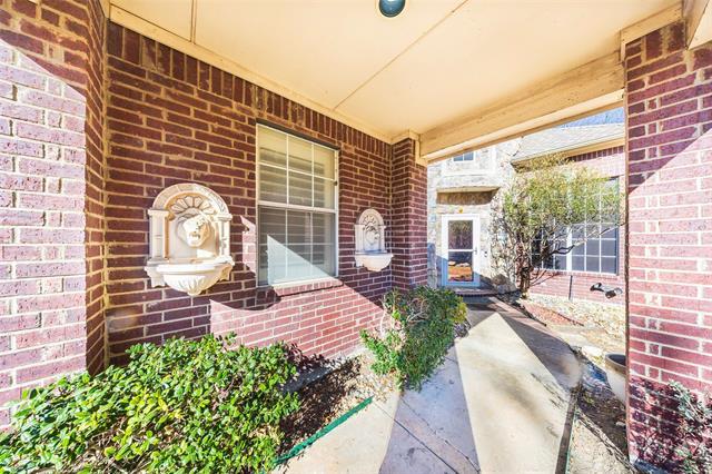 Building Photo - 9208 Longview Dr