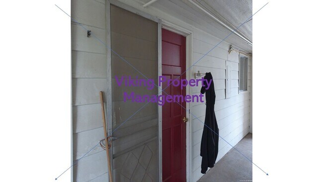 Building Photo - 603 NE Lookout Ave