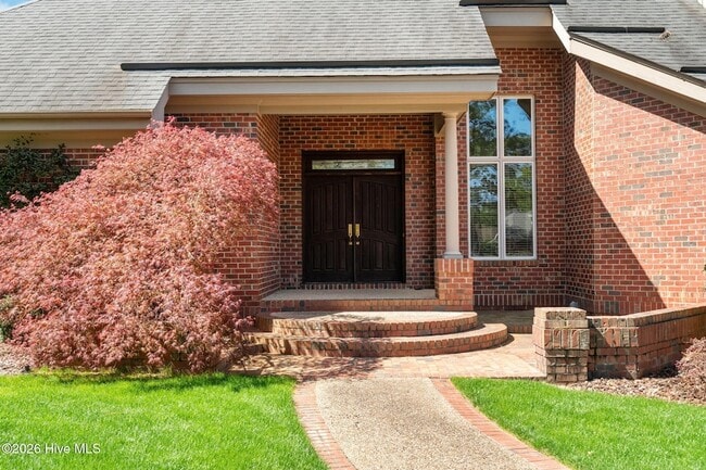 Building Photo - 50 Oak Meadow Rd