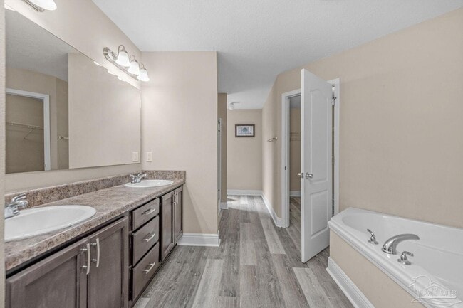 Building Photo - 2619 Stormy Cir