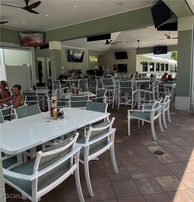 Building Photo - 10800 Palazzo Wy