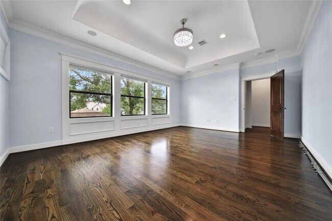 Building Photo - 1719 Latexo Dr