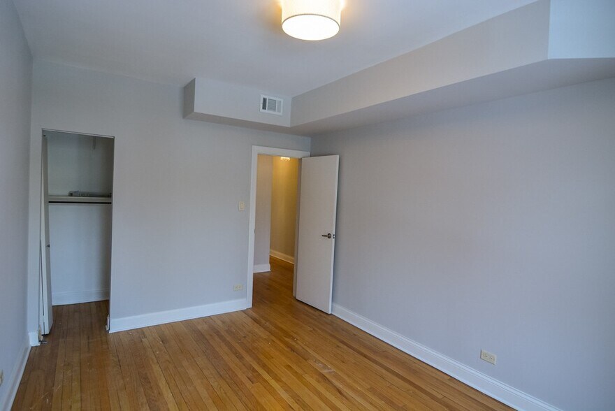 Building Photo - 2023 W Thomas St