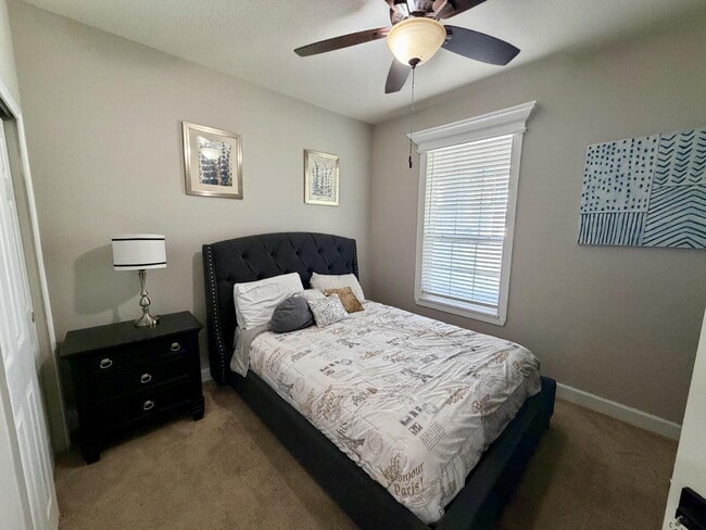 Building Photo - Furnished 3BR Townhome in Clermont