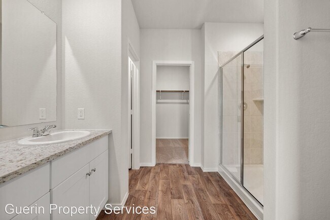 Building Photo - 4 br, 2.5 bath House - 133 Legendary Trail...