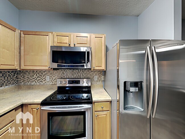 Building Photo - 356 Azalea Cir