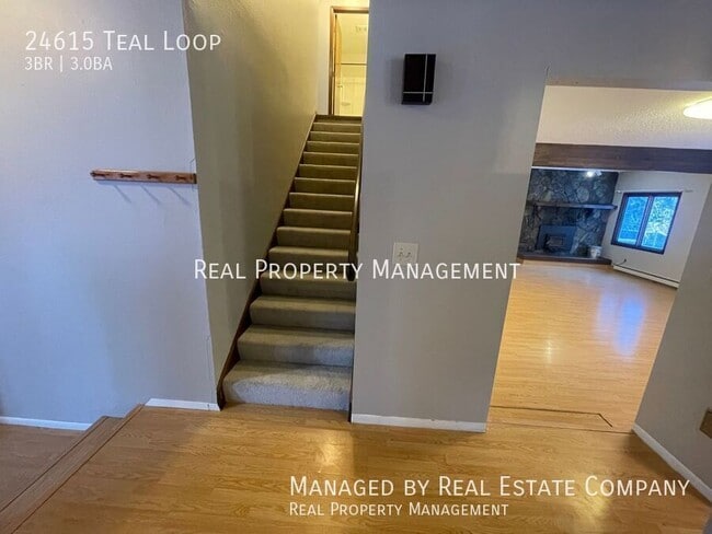 Building Photo - 24615 Teal Loop