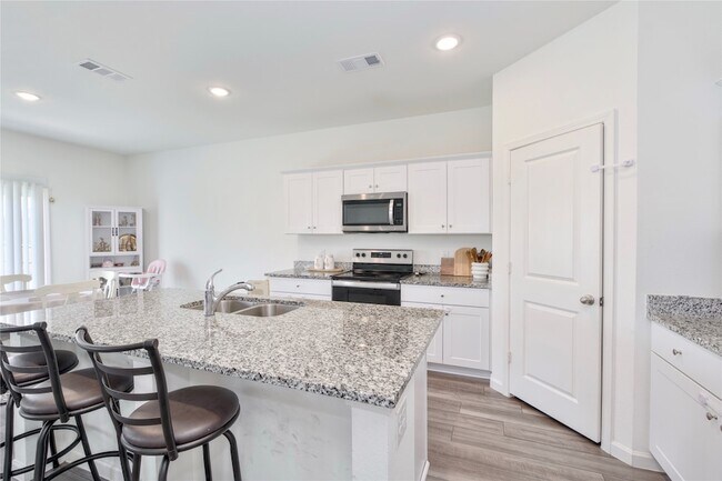 Building Photo - 1660 Hossler Trl