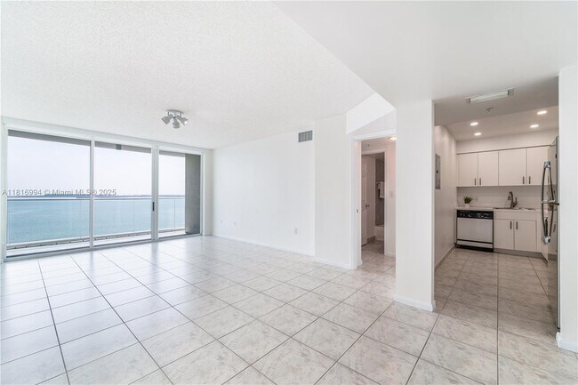 Building Photo - 800 Claughton Island Dr