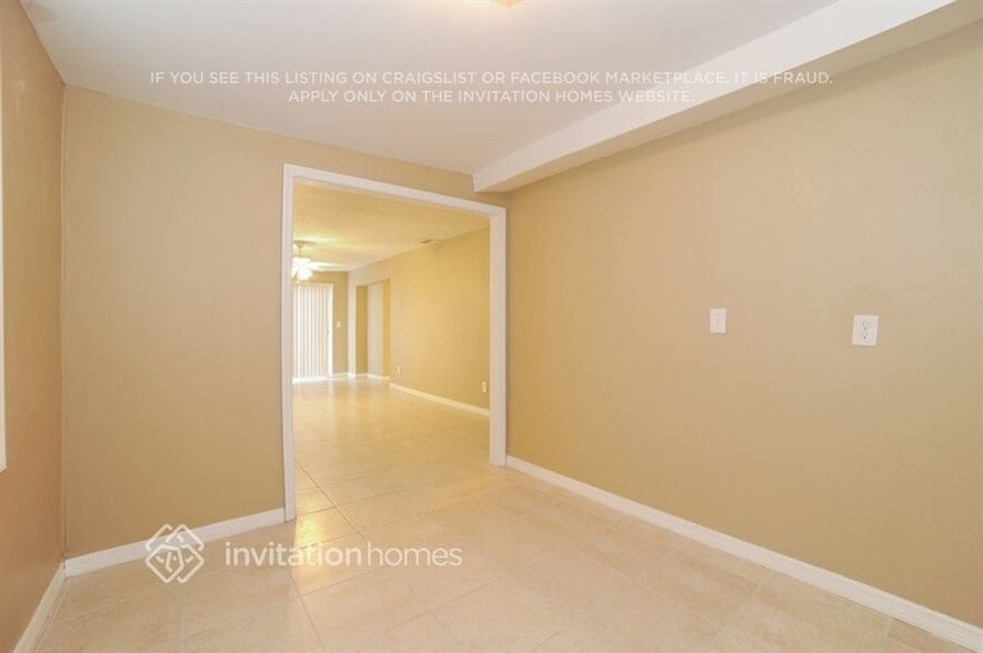 Building Photo - 6418 Amundson St