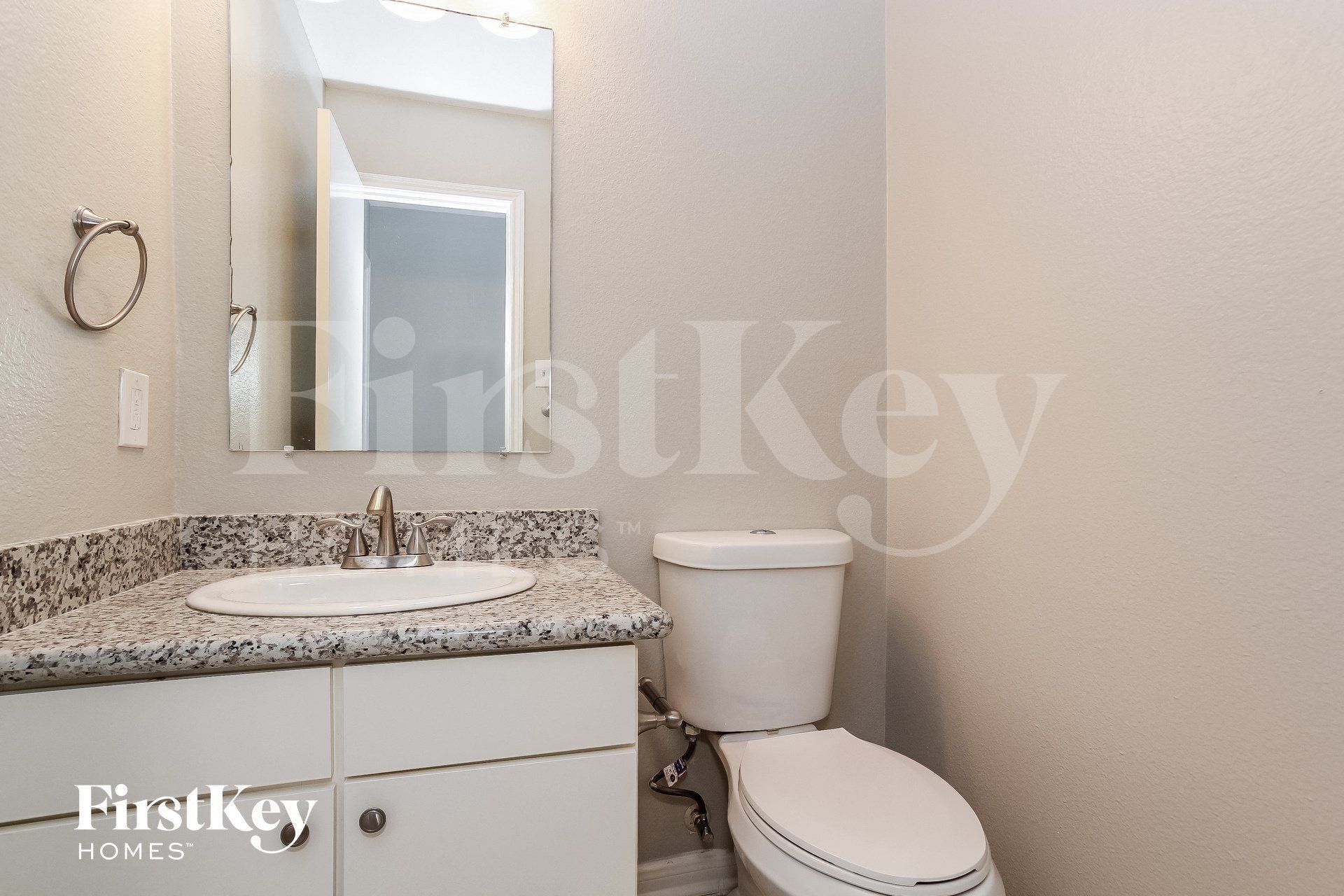 Building Photo - 947 Leadenhall Cir