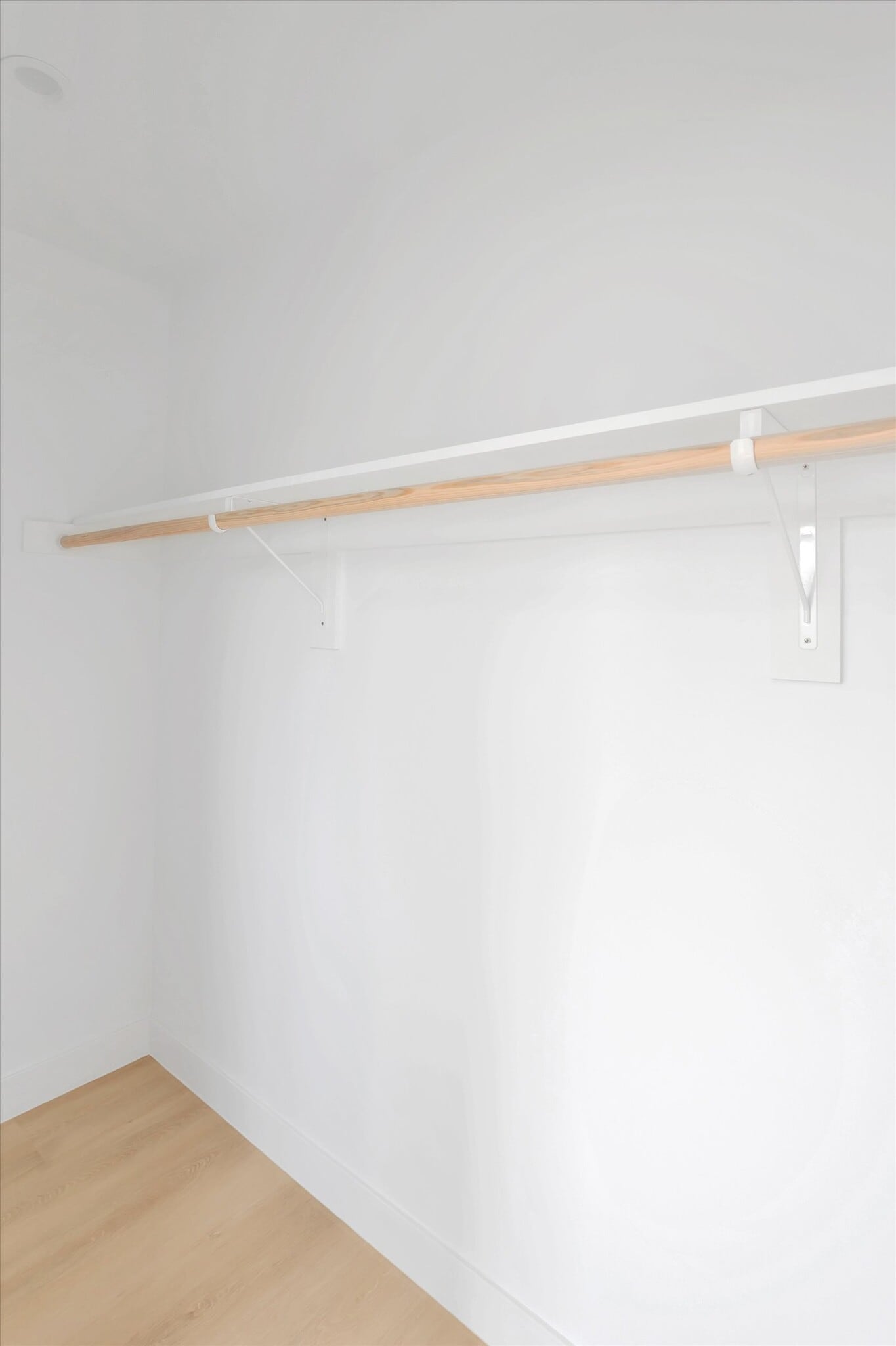 Building Photo - 2116 E 2nd St