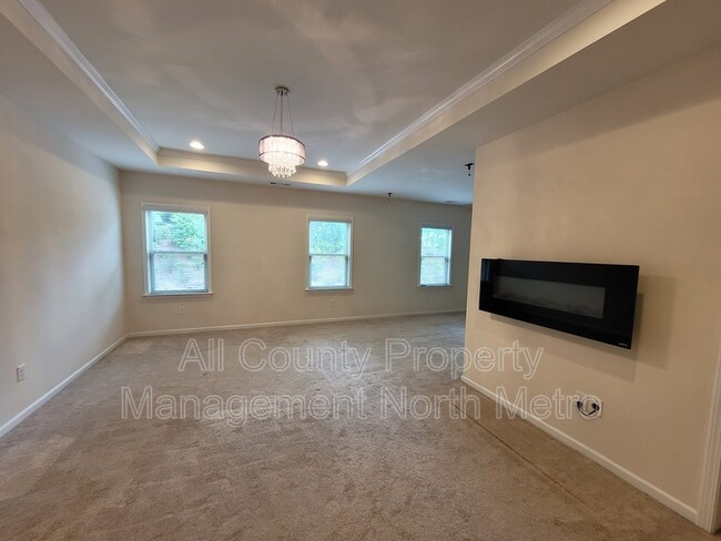 Building Photo - 4808 Blue Elm Ln