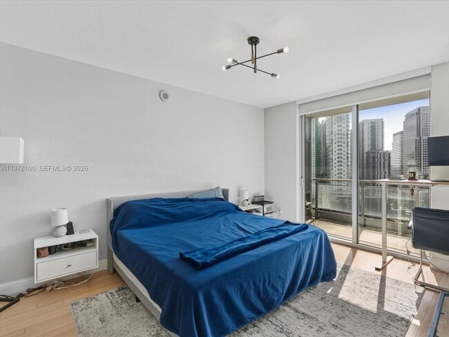 Building Photo - 90 SW 3rd St