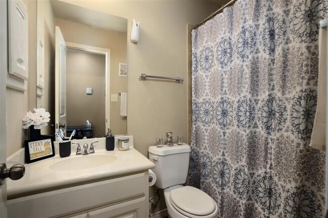 Building Photo - 2614 Misty Laurel Ct