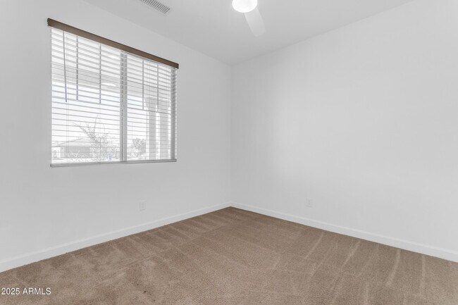 Building Photo - 11230 E Upton Ave